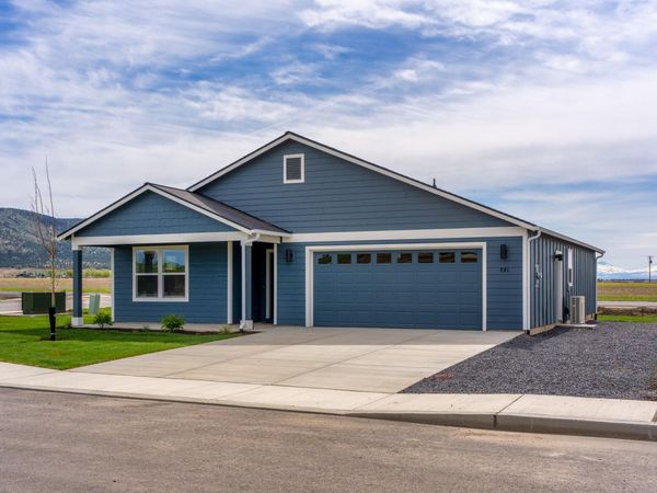 222 SE Peppermint Loop, Unit 19, Culver, OR 97734