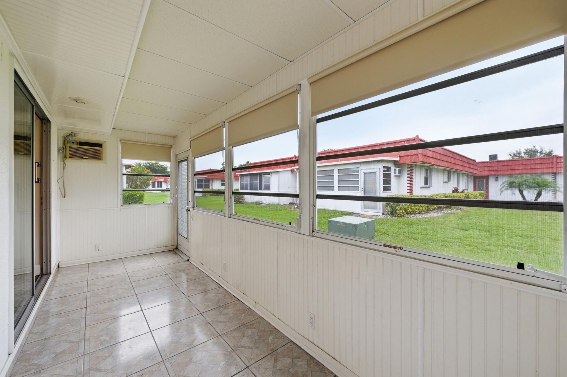 28 Seville 'b', Delray Beach, FL 33446 Photo