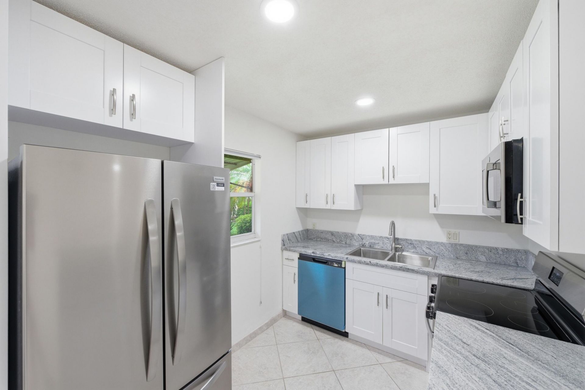 28 Seville 'b', Delray Beach, FL 33446 Photo