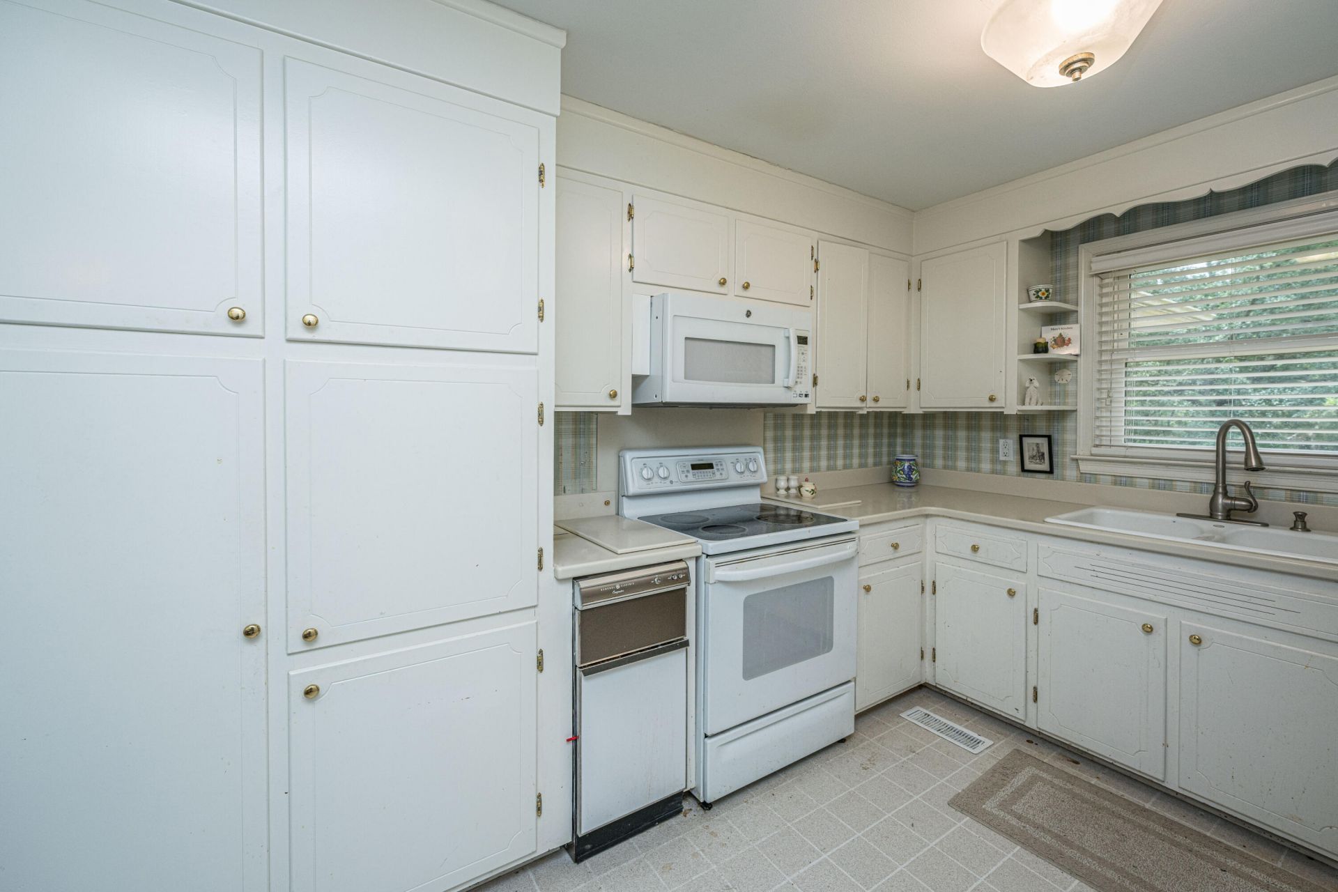 807 Bruce Street Photo 15