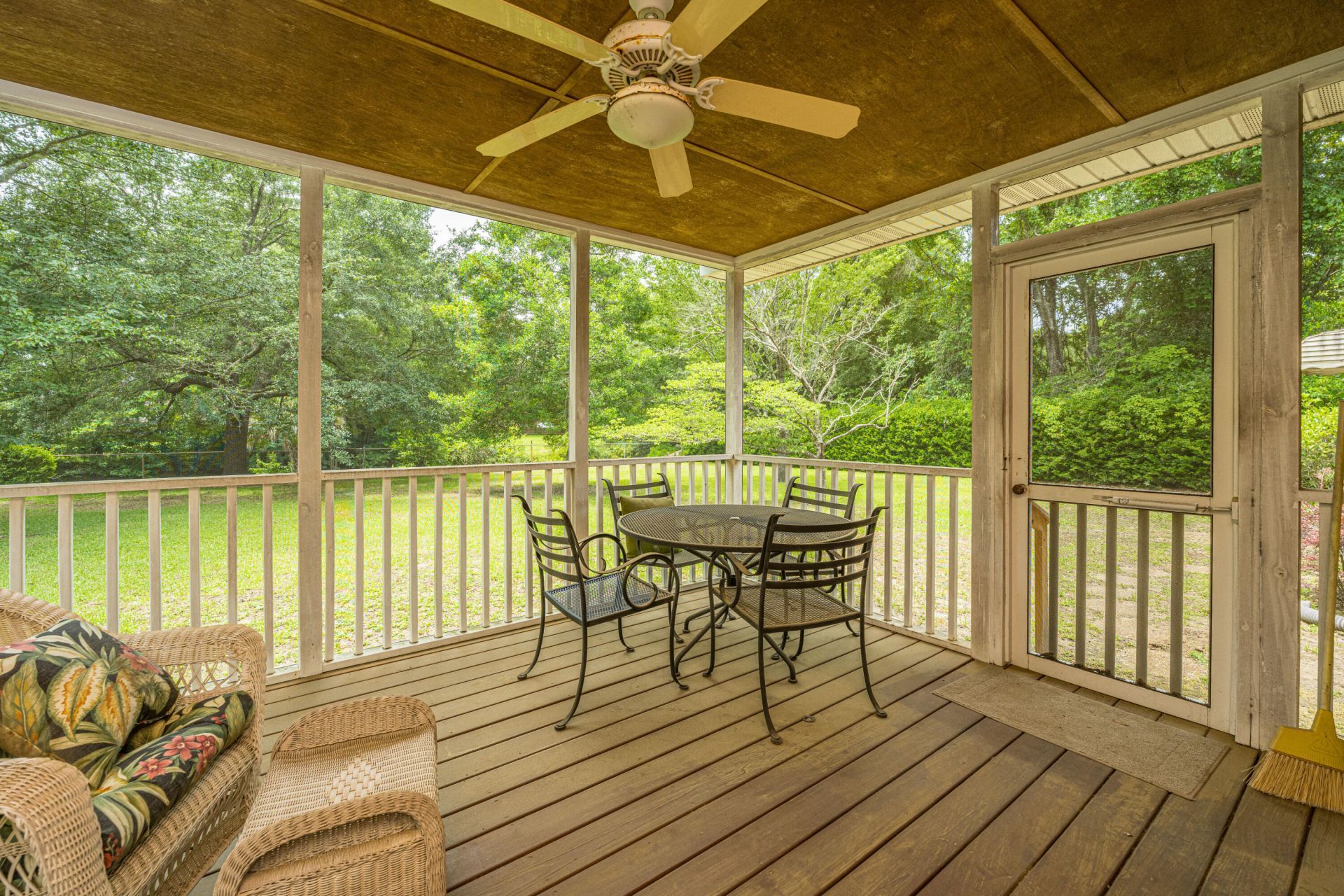 807 Bruce Street Photo 35