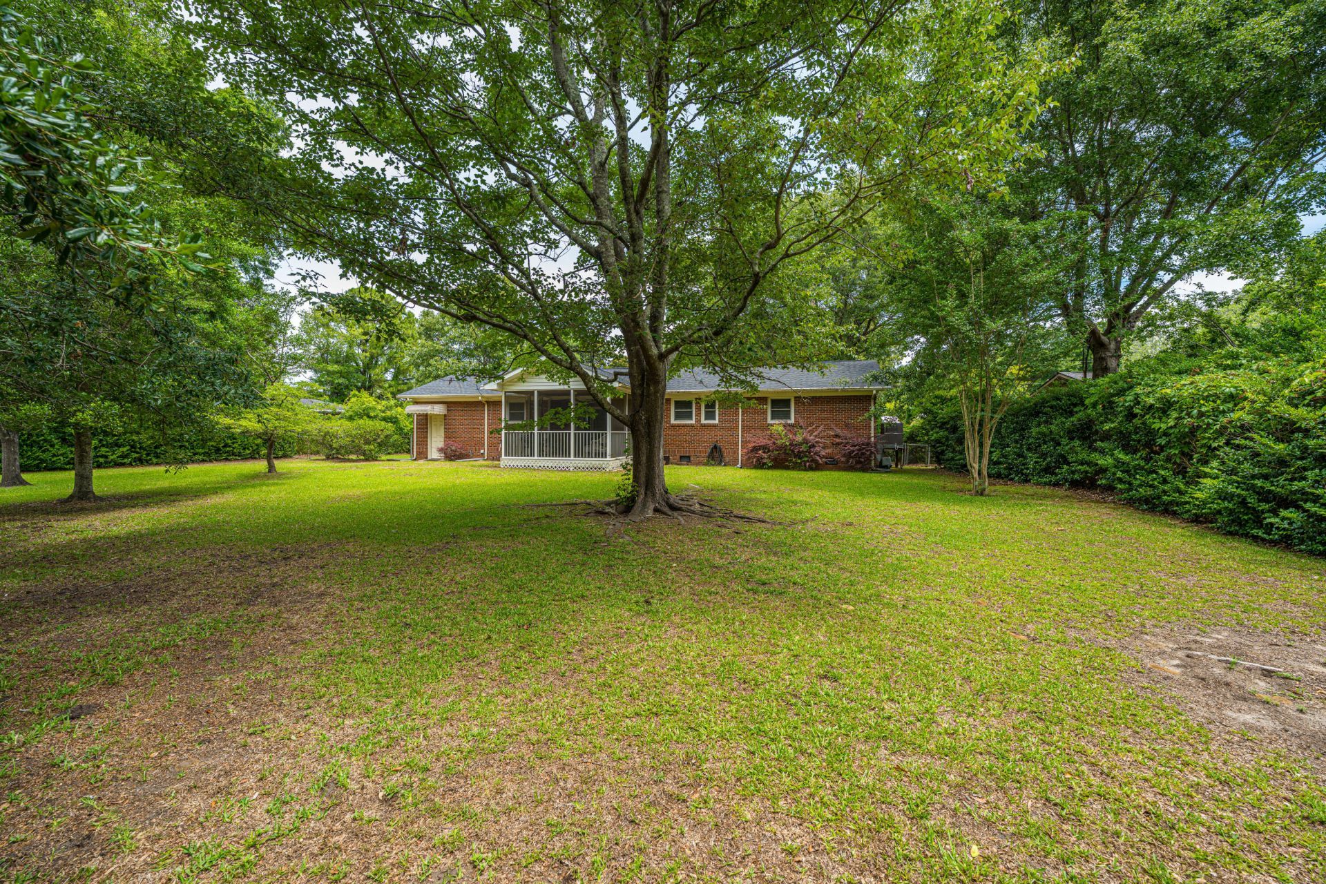 807 Bruce Street Photo 40