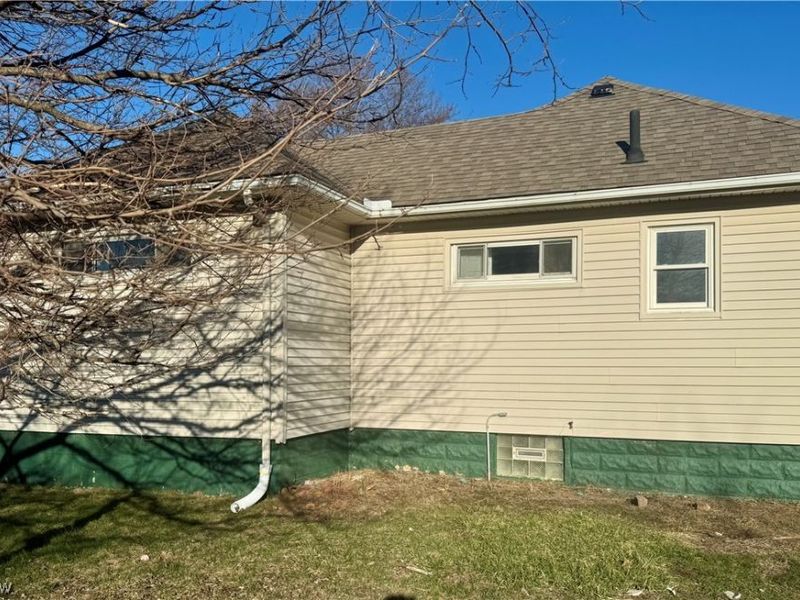 1536 Maine Avenue, Lorain, OH 44052 Photo 2