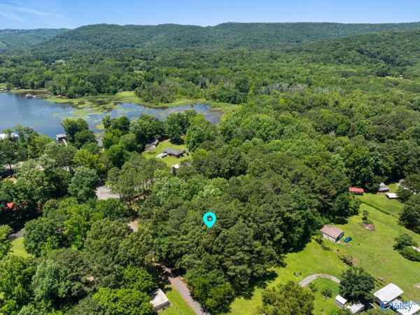 54 Malibu Circle, Scottsboro, AL 35769