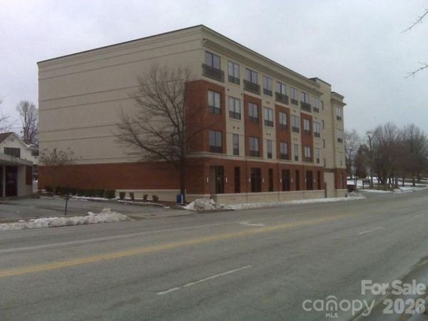 411 W Washington Street , Unit 208, Greensboro, NC 27401