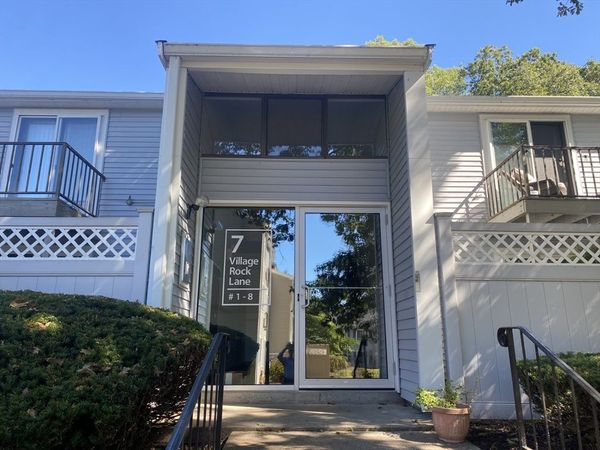 7 Village Rock Lane, Unit 5, Natick, MA 01760