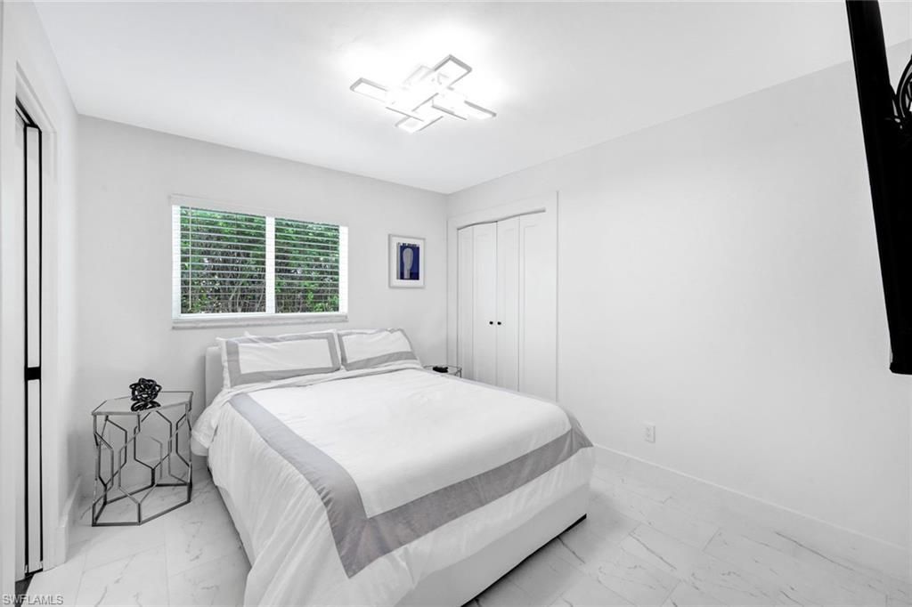 596 105th Ave N, Naples, FL 34108 Photo