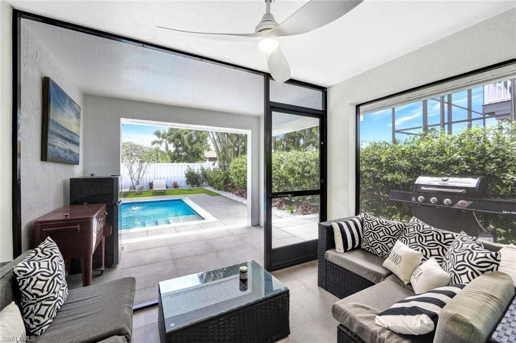 596 105th Ave N, Naples, FL 34108 Photo