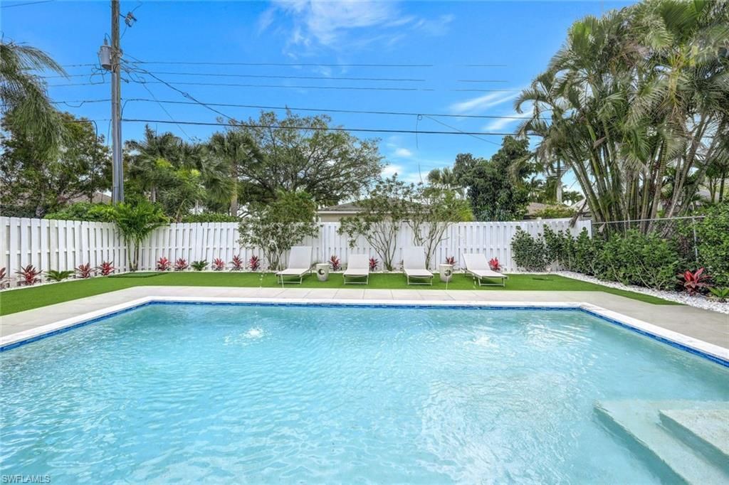 596 105th Ave N, Naples, FL 34108 Photo