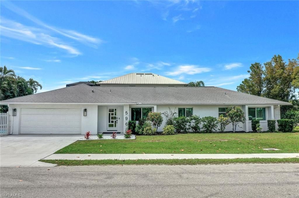 596 105th Ave N, Naples, FL 34108 Photo