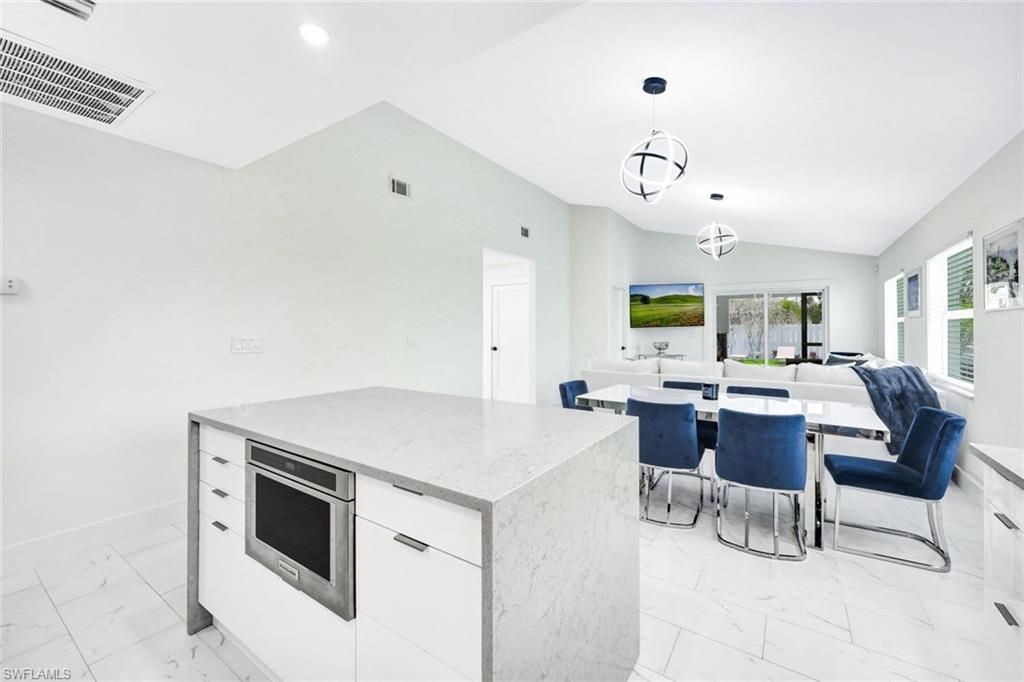 596 105th Ave N, Naples, FL 34108 Photo