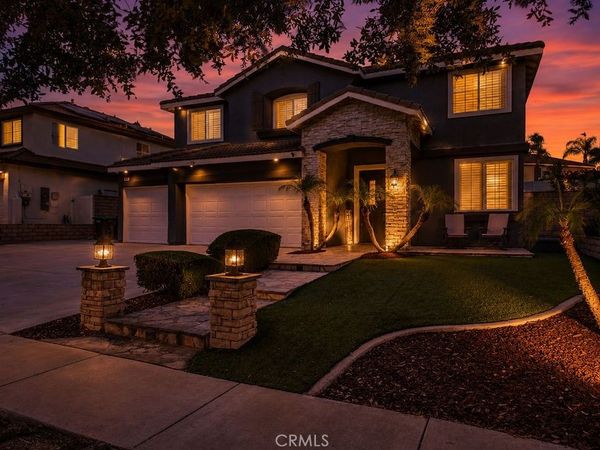 959 Hemingway, Corona, CA 92878