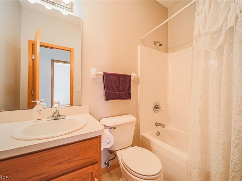 201 Greenbriar Lane, Dalton, OH 44618 Photo 12