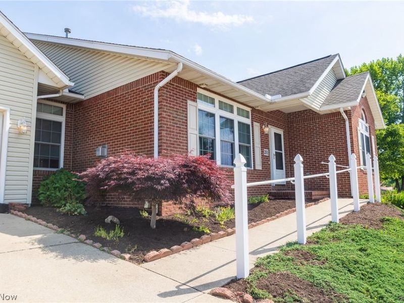 201 Greenbriar Lane, Dalton, OH 44618 Photo 2