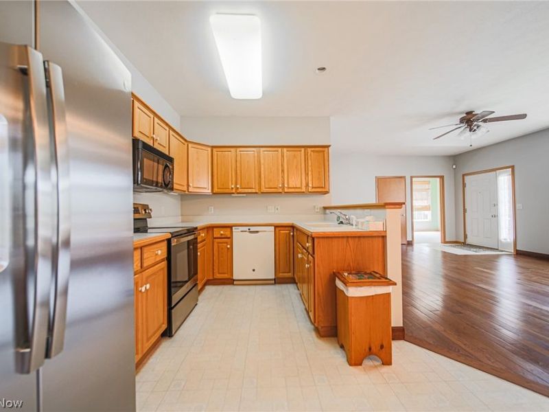 201 Greenbriar Lane, Dalton, OH 44618 Photo 8
