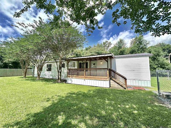 43491 La Hwy 42, Prairieville, LA 70769