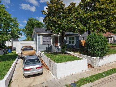 310 Avenue G Avenue , Dallas, TX 75203