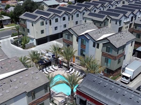 5876 Linden Ave #3, Long Beach, CA 90805