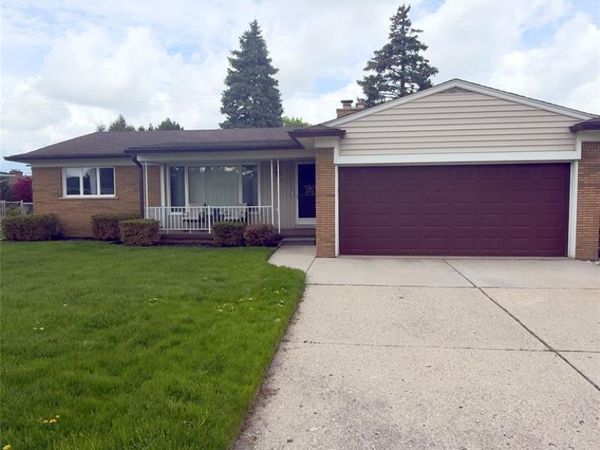 19385 Skyline Street, Roseville, MI 48066