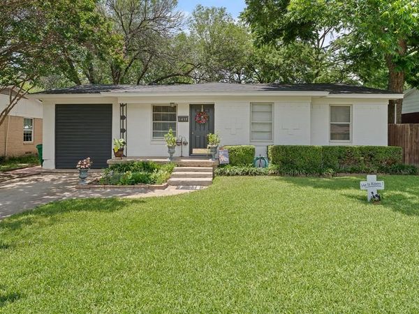 1413 Belmont Street , Mesquite, TX 75149