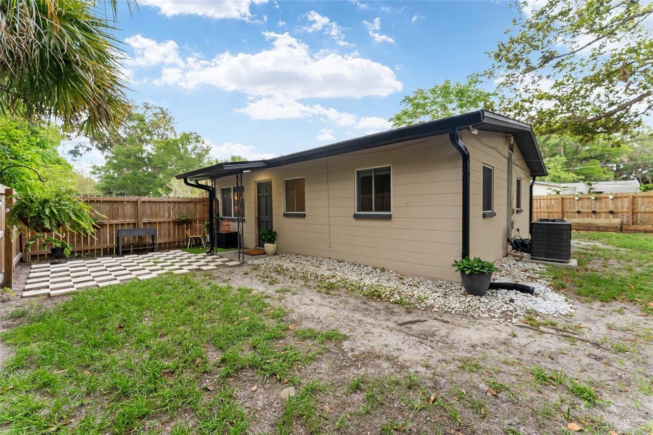 1753 NE 20th Place , Gainesville, FL 32609 Photo