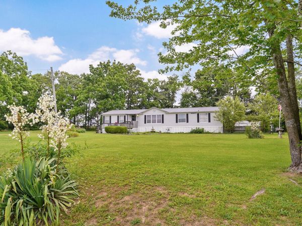 424 W Ragsdale Street , Seymour, MO 65746