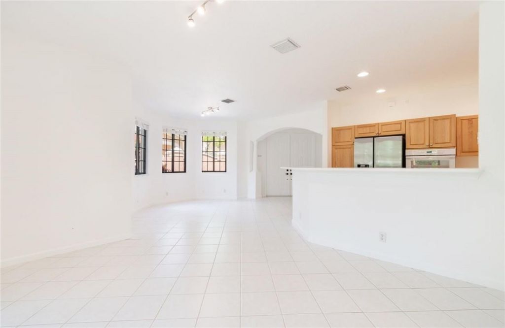 2692 Center Ct Drive, Unit 2-32, Weston, FL 33332 Photo