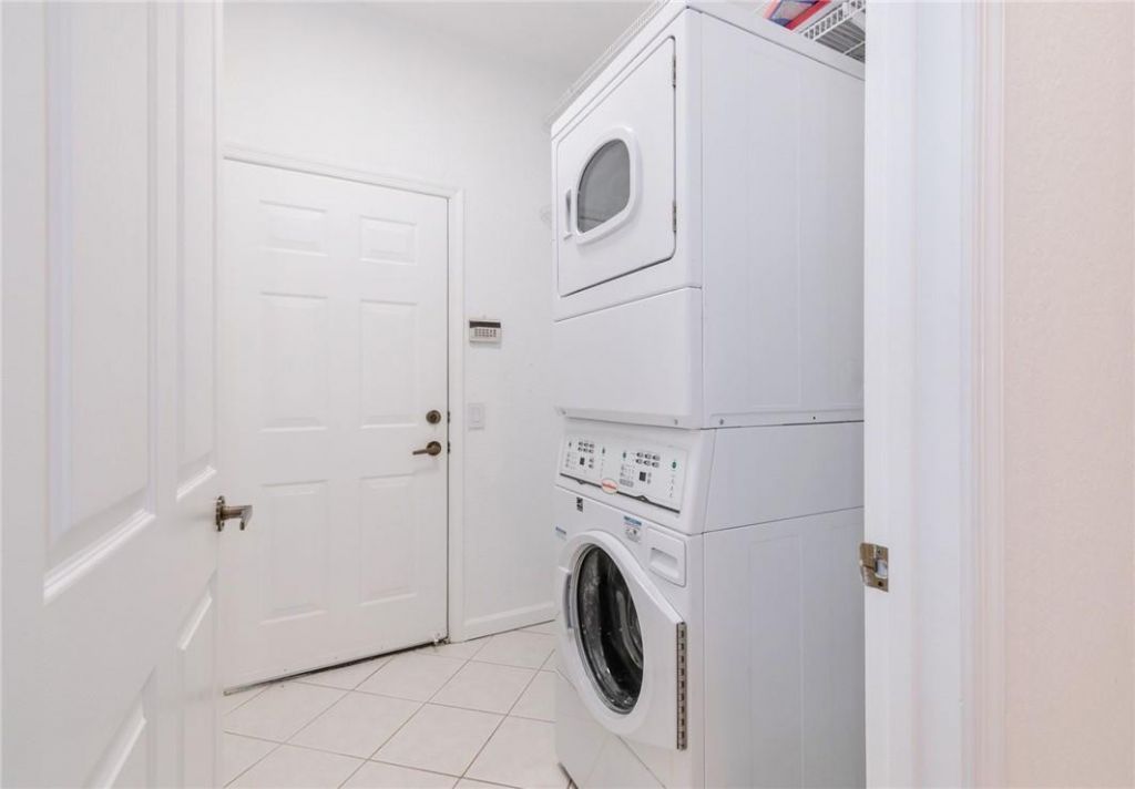 2692 Center Ct Drive, Unit 2-32, Weston, FL 33332 Photo