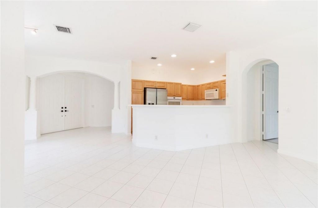 2692 Center Ct Drive, Unit 2-32, Weston, FL 33332 Photo