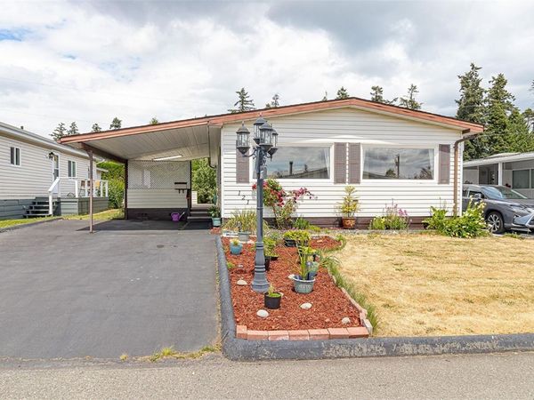 7701 Central Saanich Rd, Unit #121, Central Saanich, BC V8M 1X5