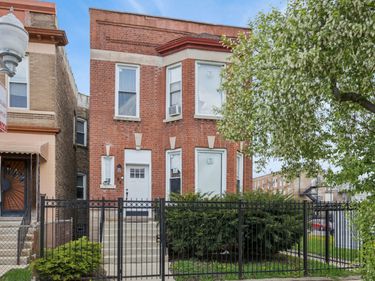 184 N Leamington Avenue , Chicago, IL 60644