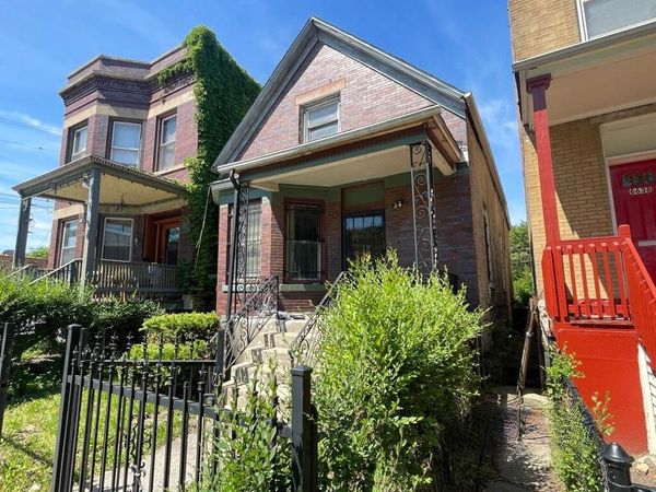 6640 S Langley Avenue, Chicago, IL 60637