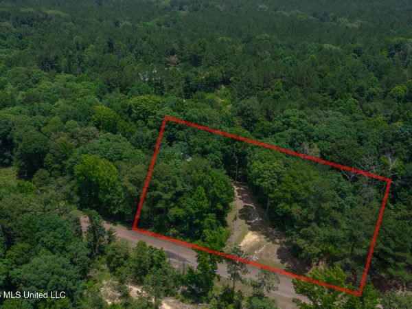1178 Gallatin Road, Crystal Springs, MS 39059
