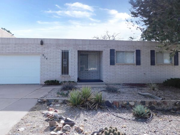 926 Matador Drive SE, Albuquerque, NM 87123