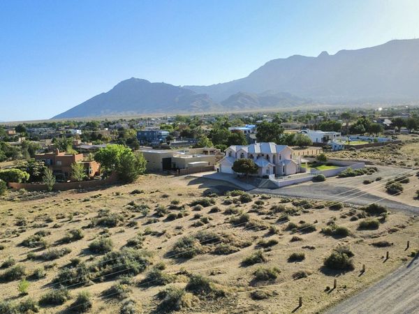 9227 Alameda Boulevard NE, Albuquerque, NM 87122