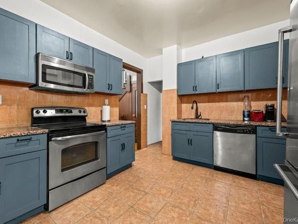 3121 Sedgwick Avenue , Bronx, NY 10463