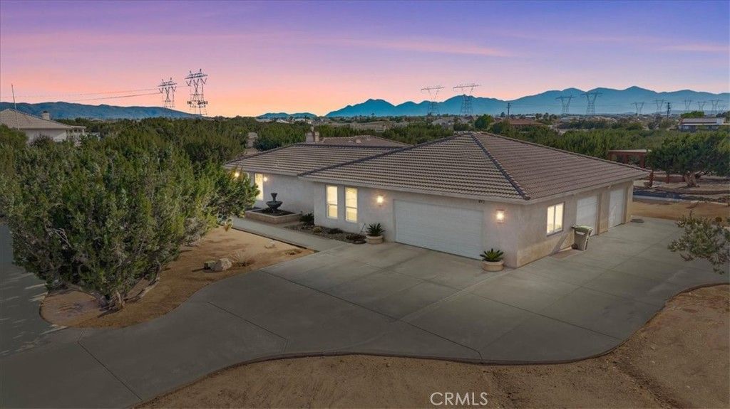 6976 Cataba, Oak Hills, CA 92344 Main Photo