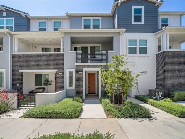 236 lockhart Way, West Covina, CA 91790