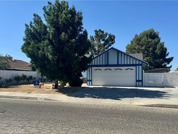 1809 W Avenue K9, Lancaster, CA 93534