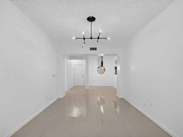 533 NE 3rd Avenue, Unit 125, Fort Lauderdale, FL 33301