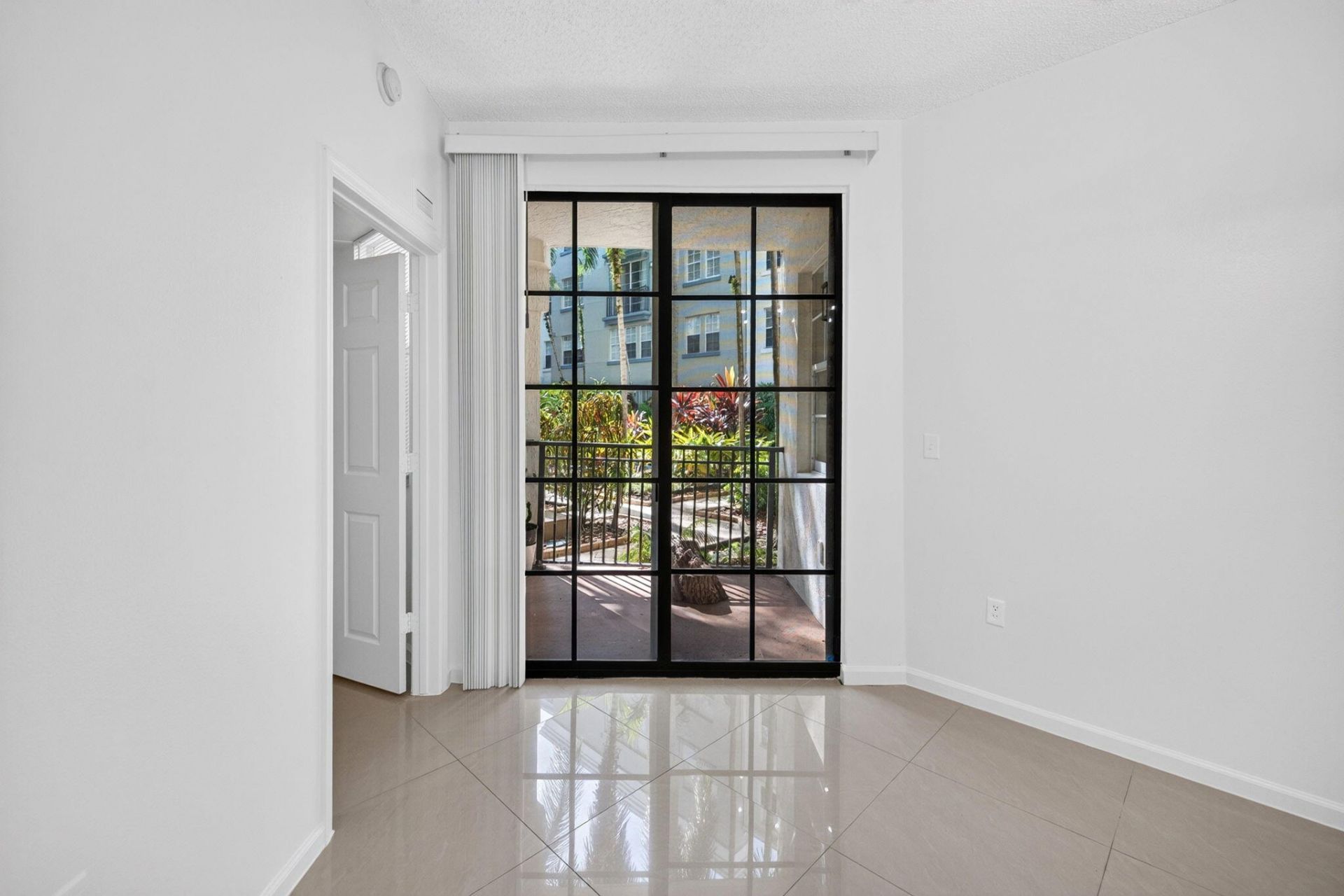 533 NE 3rd Avenue, Unit 125, Fort Lauderdale, FL 33301 Photo