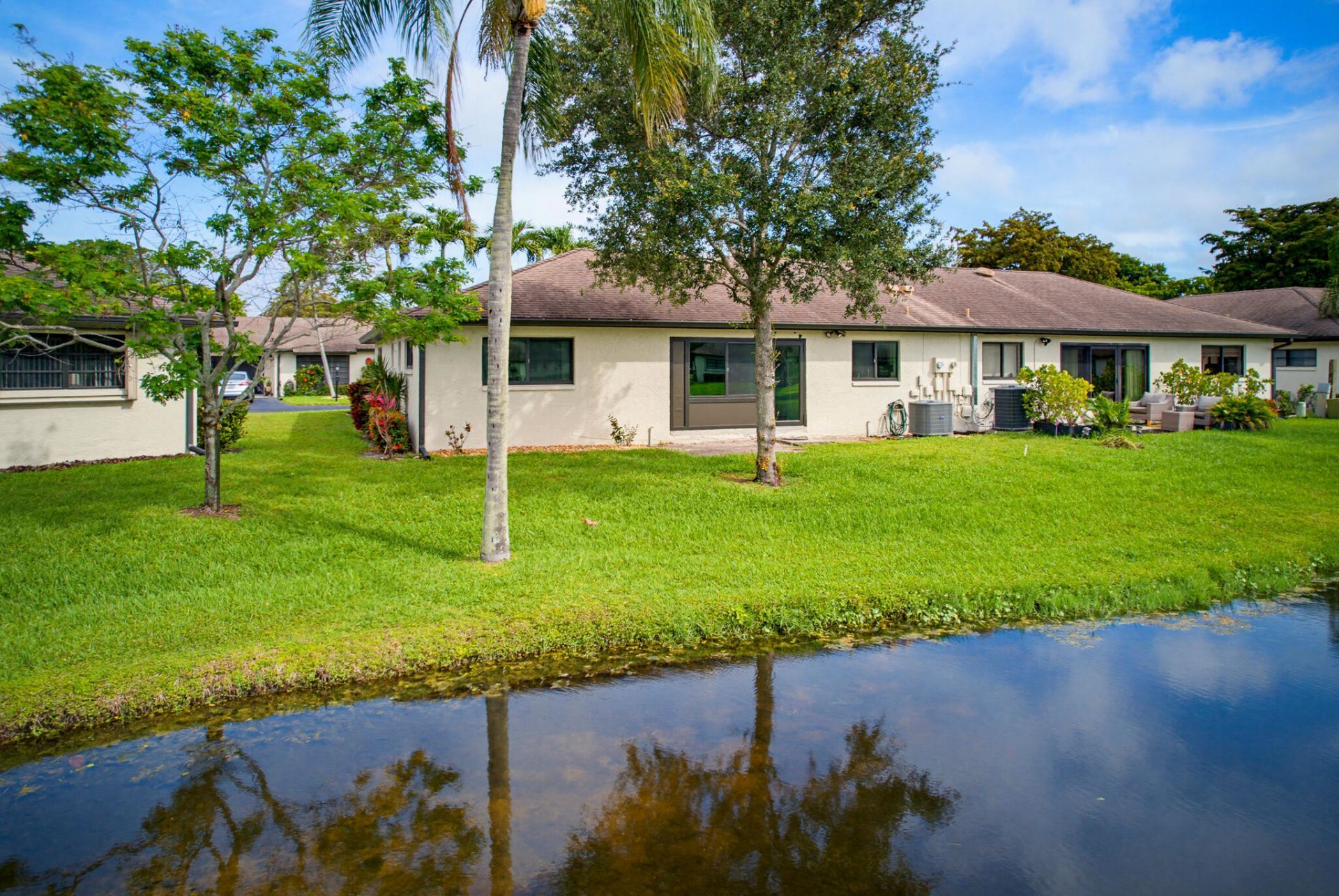 4854 Equestrian Circle, Unit Apt B, Boynton Beach, FL 33436 Photo
