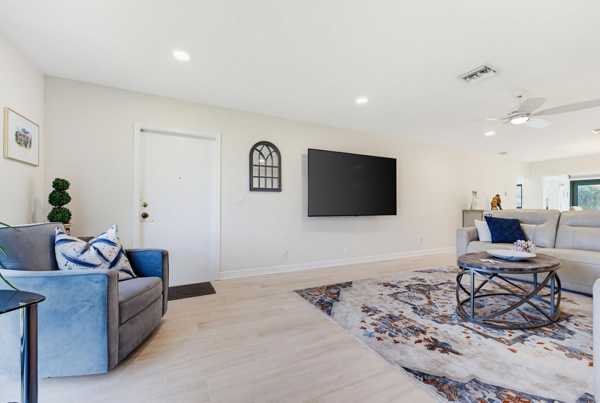 4854 Equestrian Circle, Unit Apt B, Boynton Beach, FL 33436 Photo