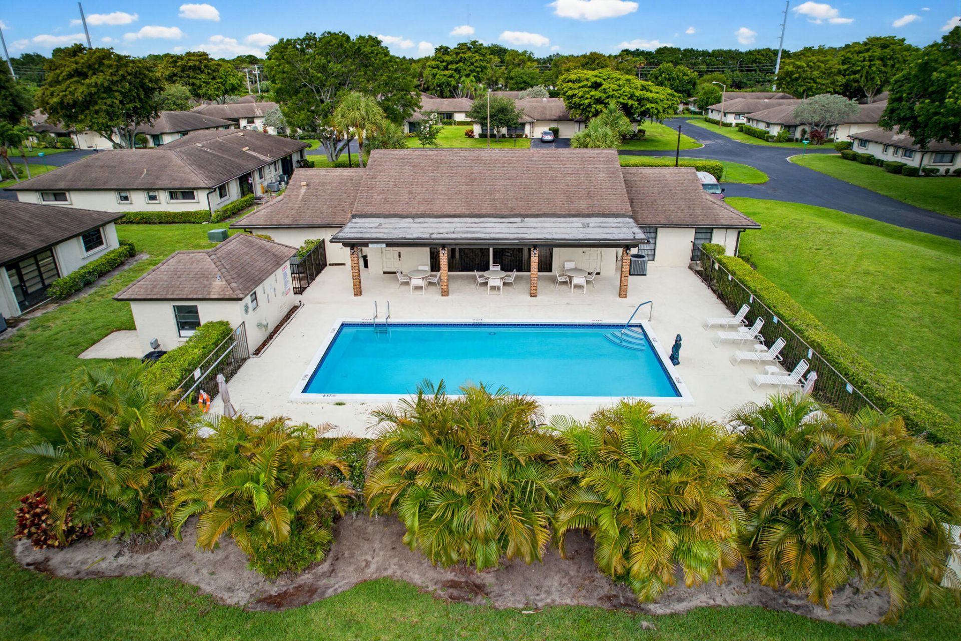 4854 Equestrian Circle, Unit Apt B, Boynton Beach, FL 33436 Photo