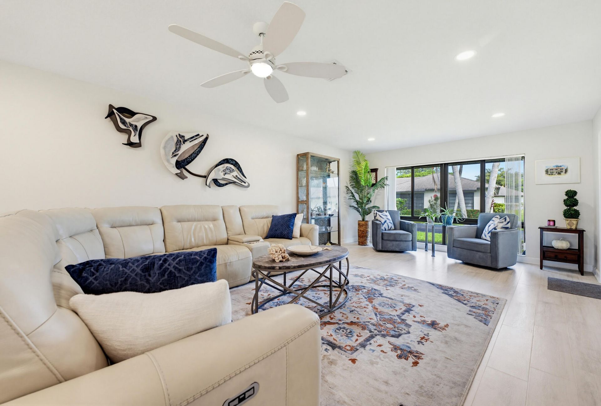4854 Equestrian Circle, Unit Apt B, Boynton Beach, FL 33436 Photo