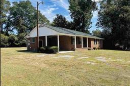 2304 Tifton Dr photo 4