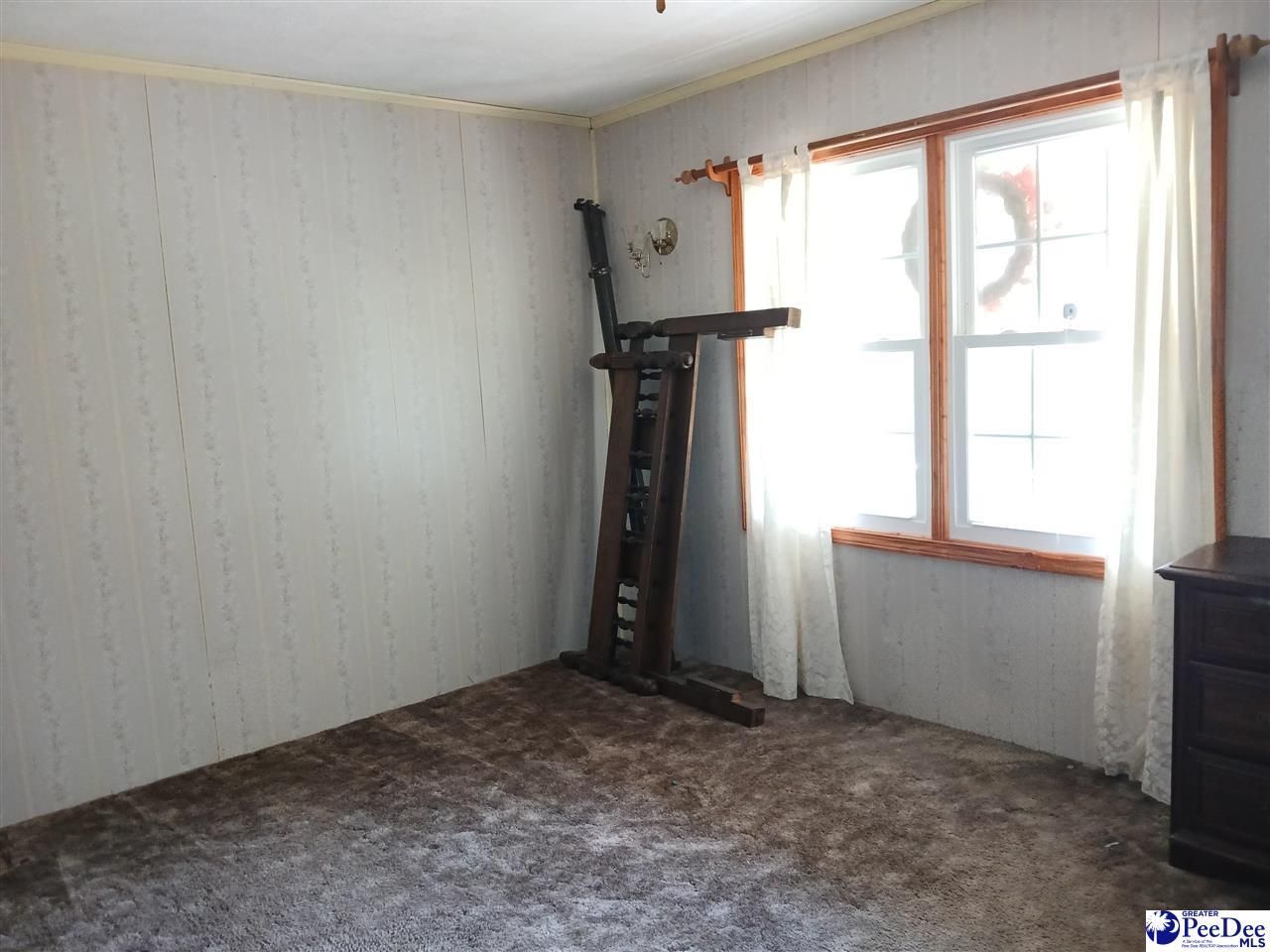 221 Pecan Drive Photo 18