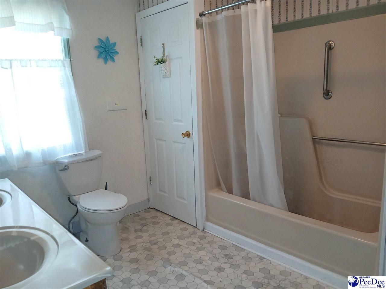 221 Pecan Drive Photo 19