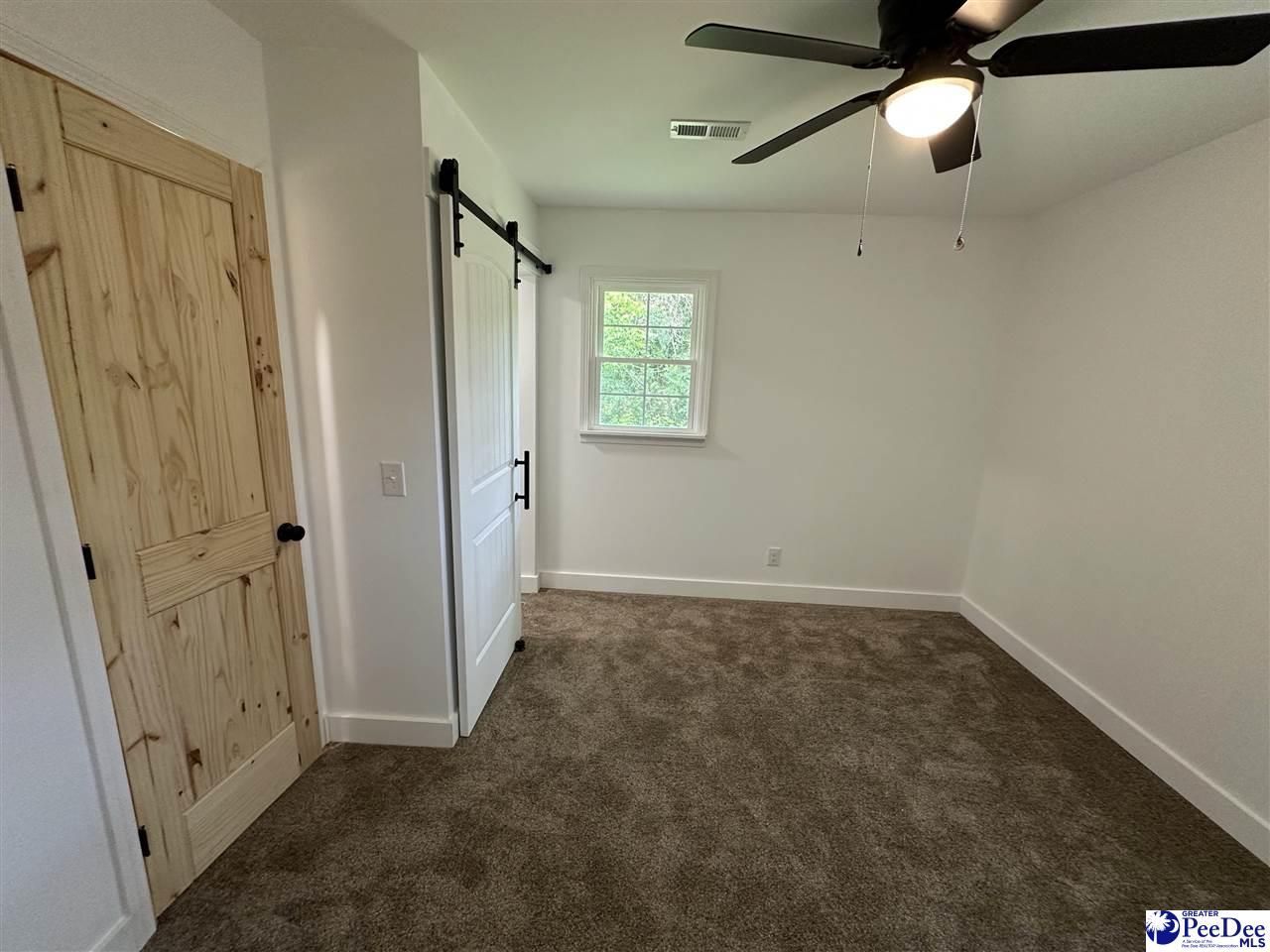 96 Chapman Drive Photo 14