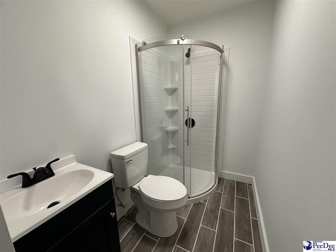 96 Chapman Drive Photo 17